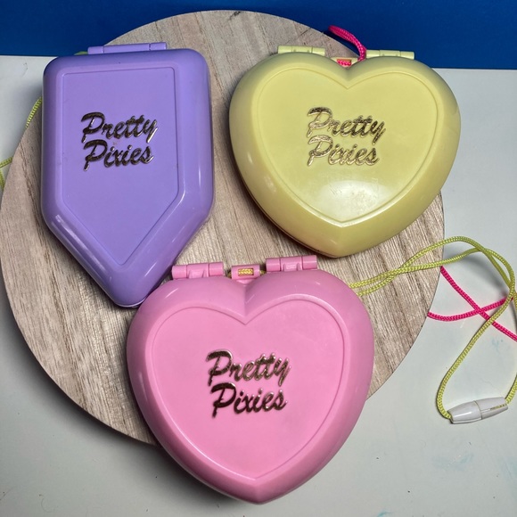 Vintage 1990s Rare Pretty Pixies Compacts - Picture 2 of 13